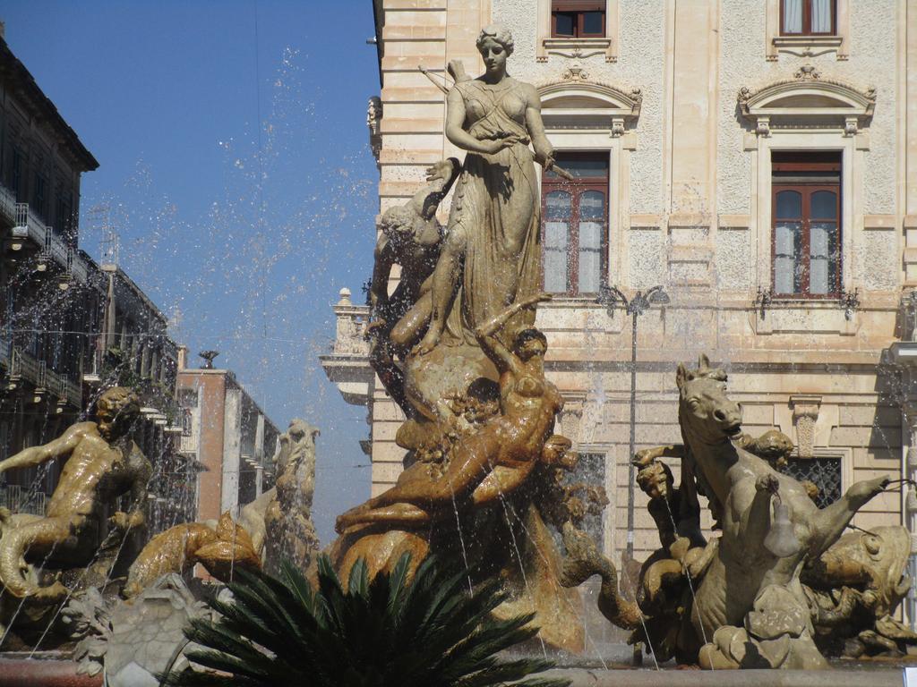 Apartamento Il Volo Di Pindaro Syracuse Exterior foto